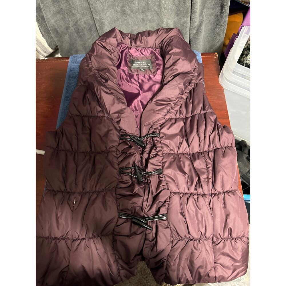 Montanaco Plum Vest Size‎ M
